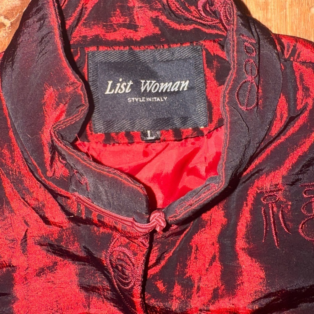 Elegant Red Women's Jacket - Picture 3 of 4